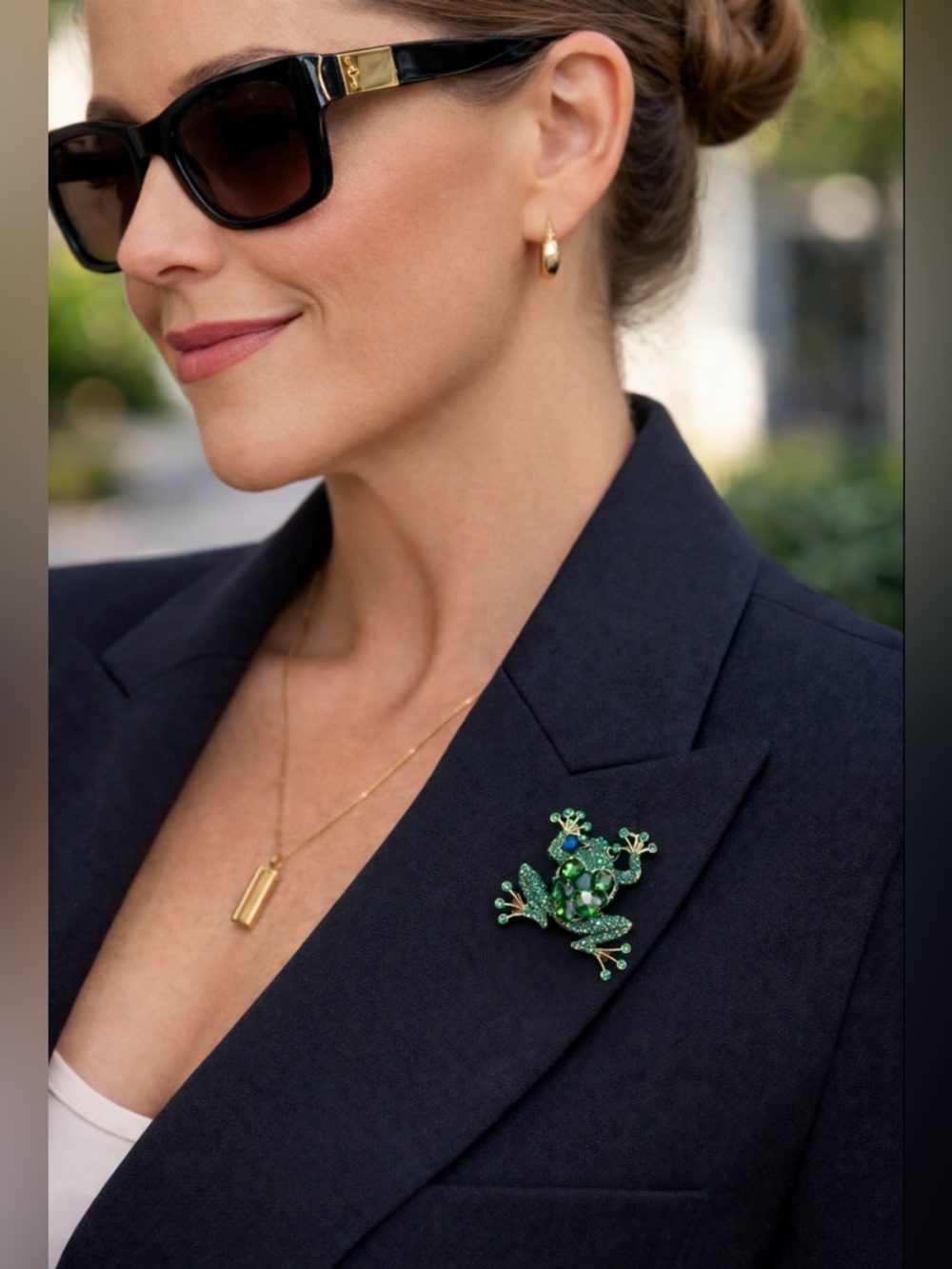 TURQUOISE GREEN FROG RHINESTONE BROOCH PENDANT GOLD SPARKLE STATEMENT PIN